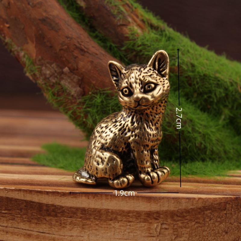 Small Brass Cat Figurine With  - Vintage Collectibles Store recension och pris